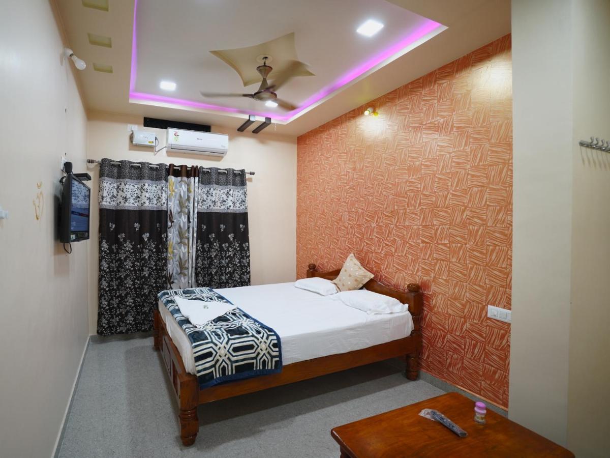 Akash Homestay Hampi Kültér fotó