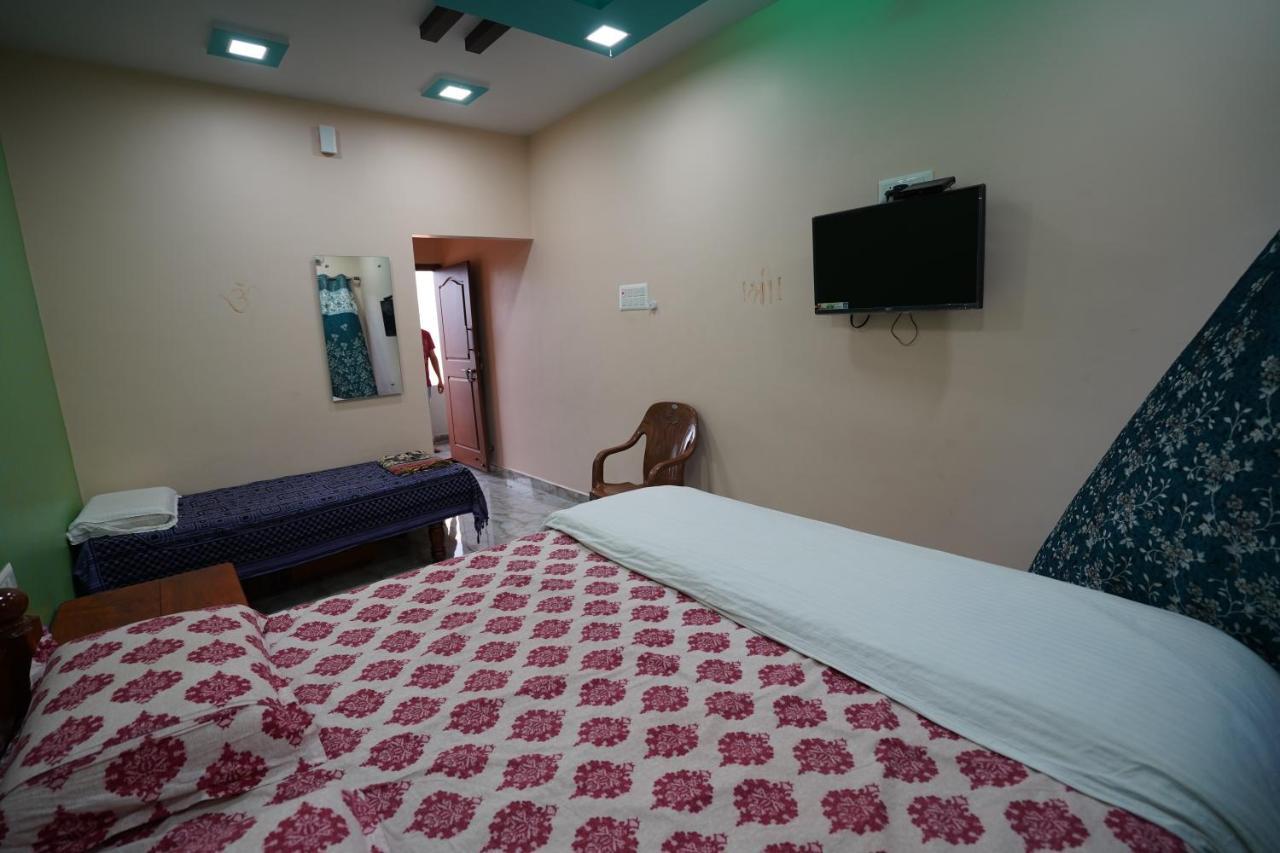 Akash Homestay Hampi Kültér fotó