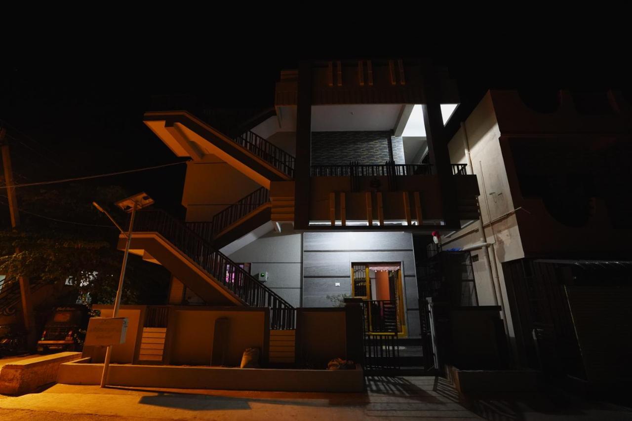 Akash Homestay Hampi Kültér fotó