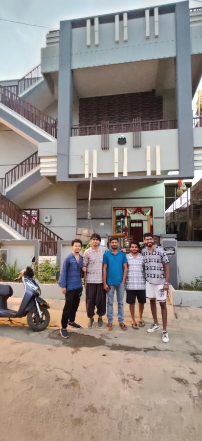 Akash Homestay Hampi Kültér fotó